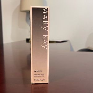 CC Cream light-medium